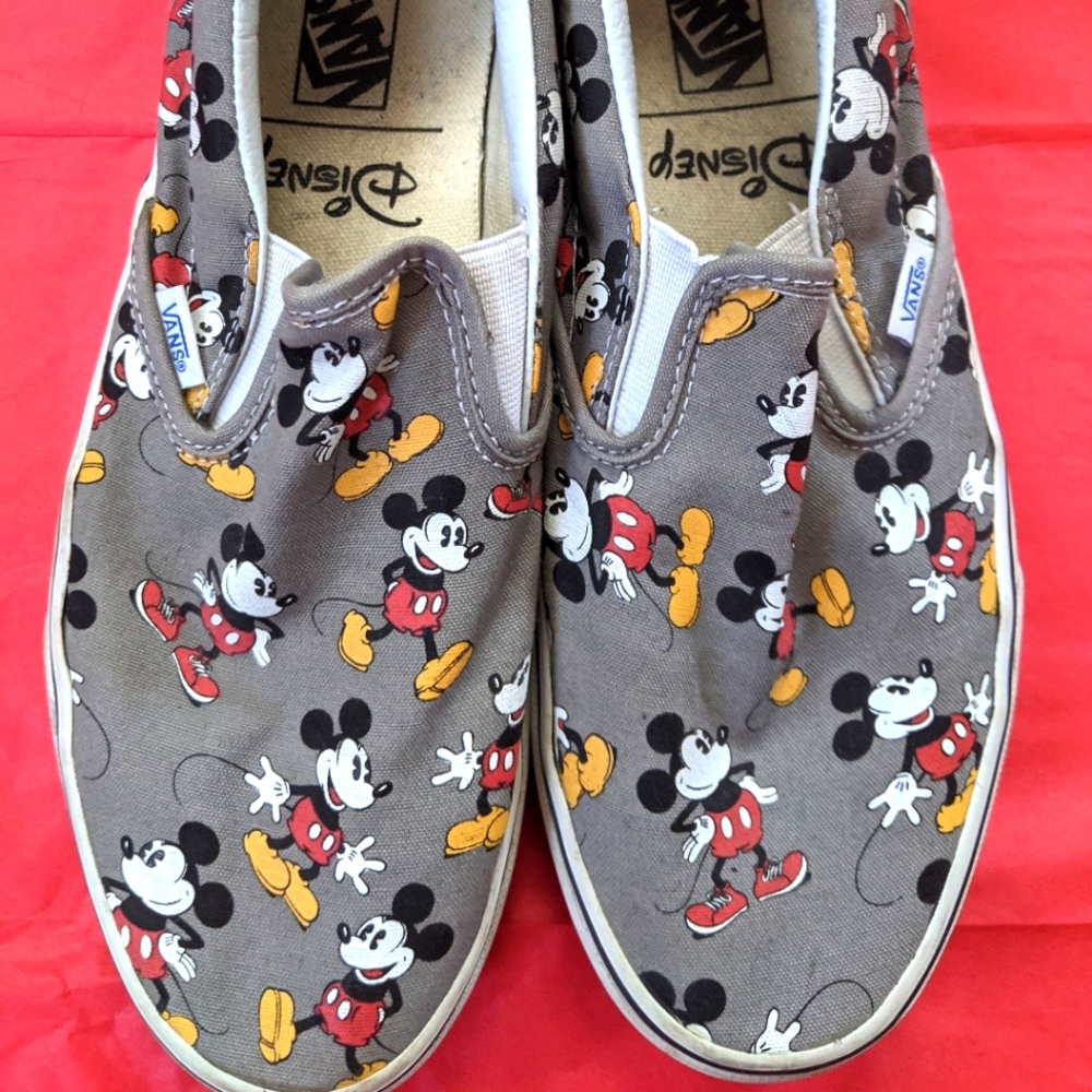 VANS x Disney Mickey Slip Ons